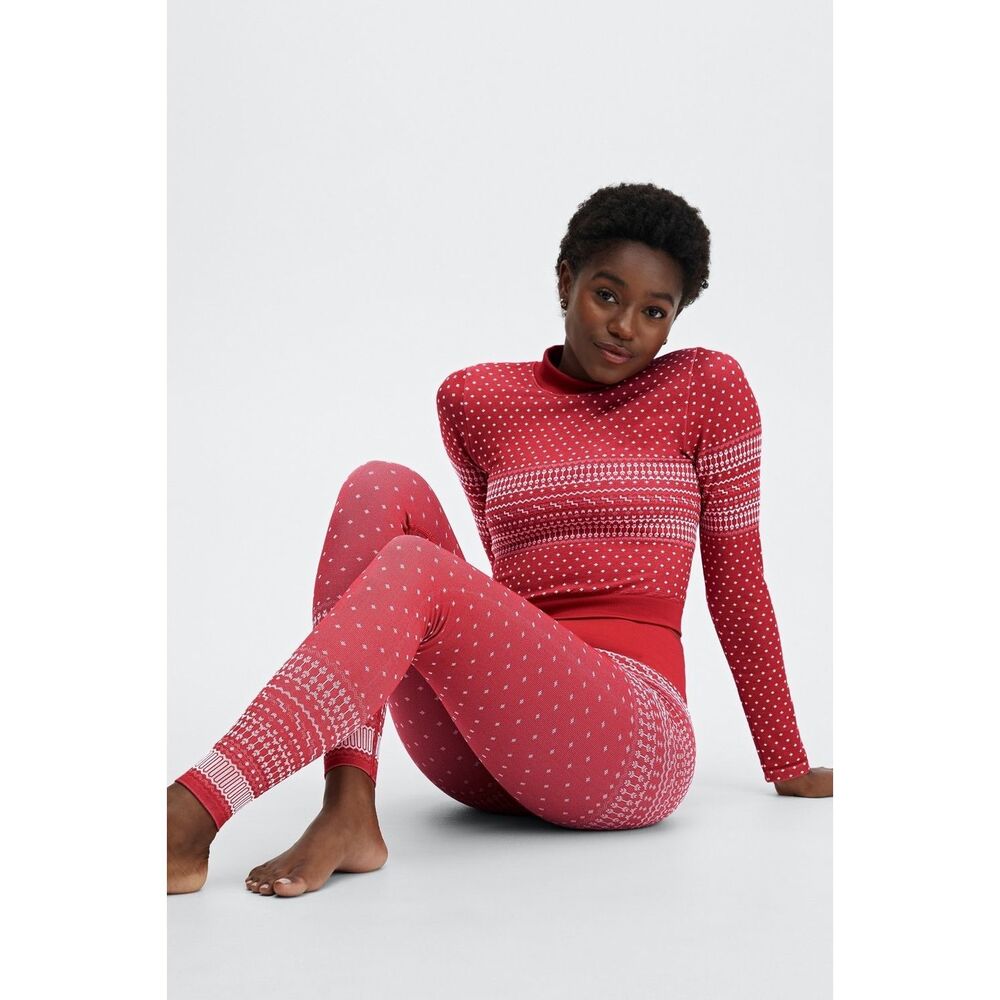 NEW Fabletics Holly Seamless Fair Isle Red Apple Cardinal Leggings Size Medium